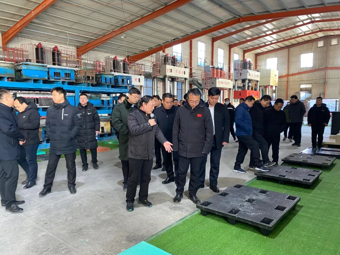惠民县“大干2023”第二次现场观摩团走进山东泽涛复材