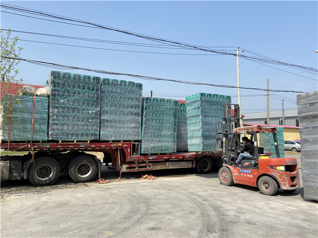 排水沟发货现场