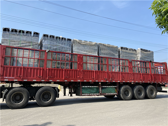 排水沟发货现场